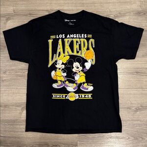 Disney x Junk Food Clothing Colab NBA LA Los Angeles Lakers Men’s Tee Size Large